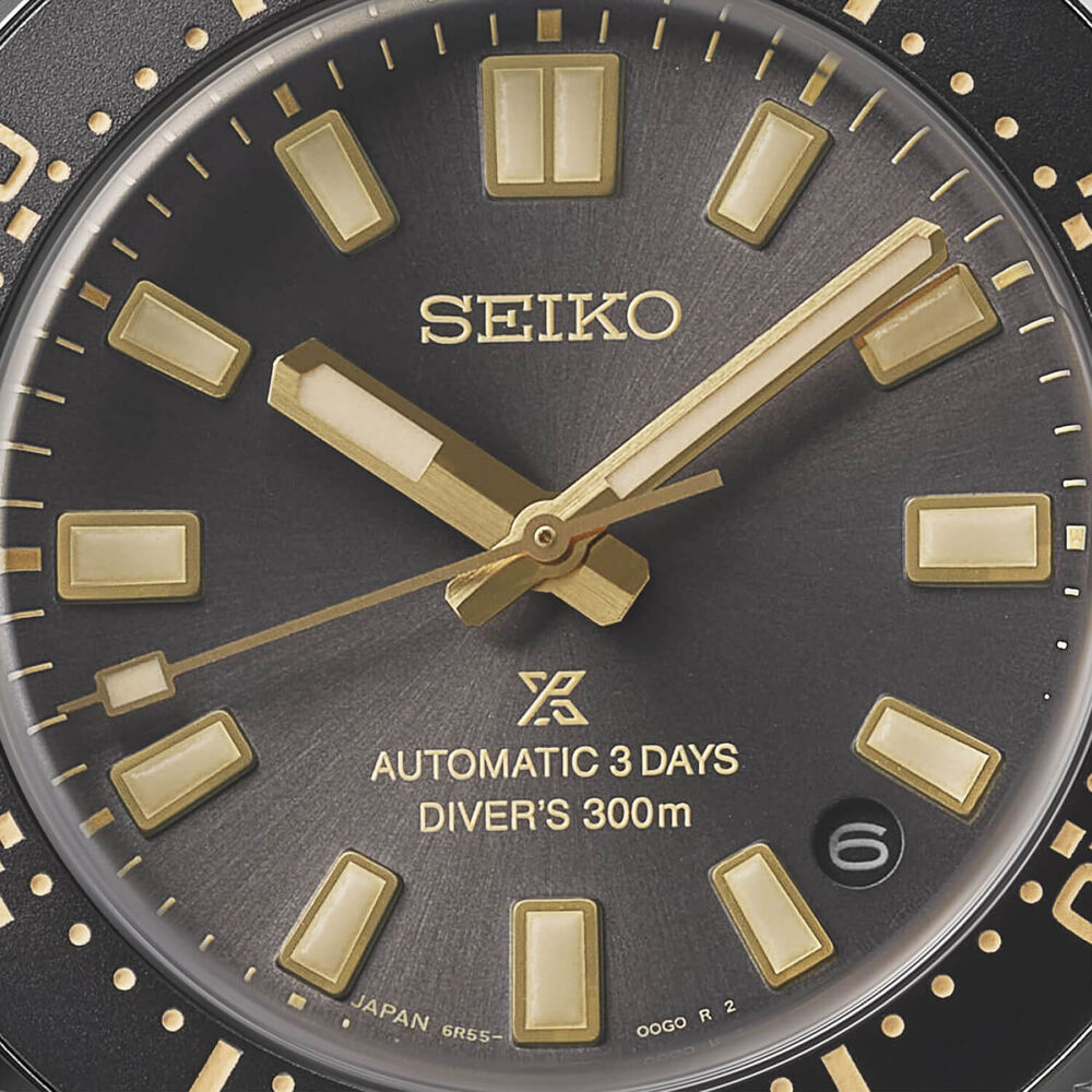 Seiko Prospex 1965 Revival Diver’s 40mm Tide Grey Dial Steel Bracelet Watch image number 2