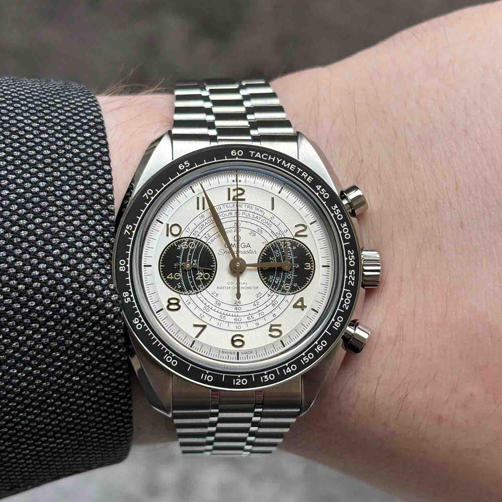 OMEGA Speedmaster Chronoscope Paris 2024 43mm Silver Dial Steel Bracelet Watch image number 7