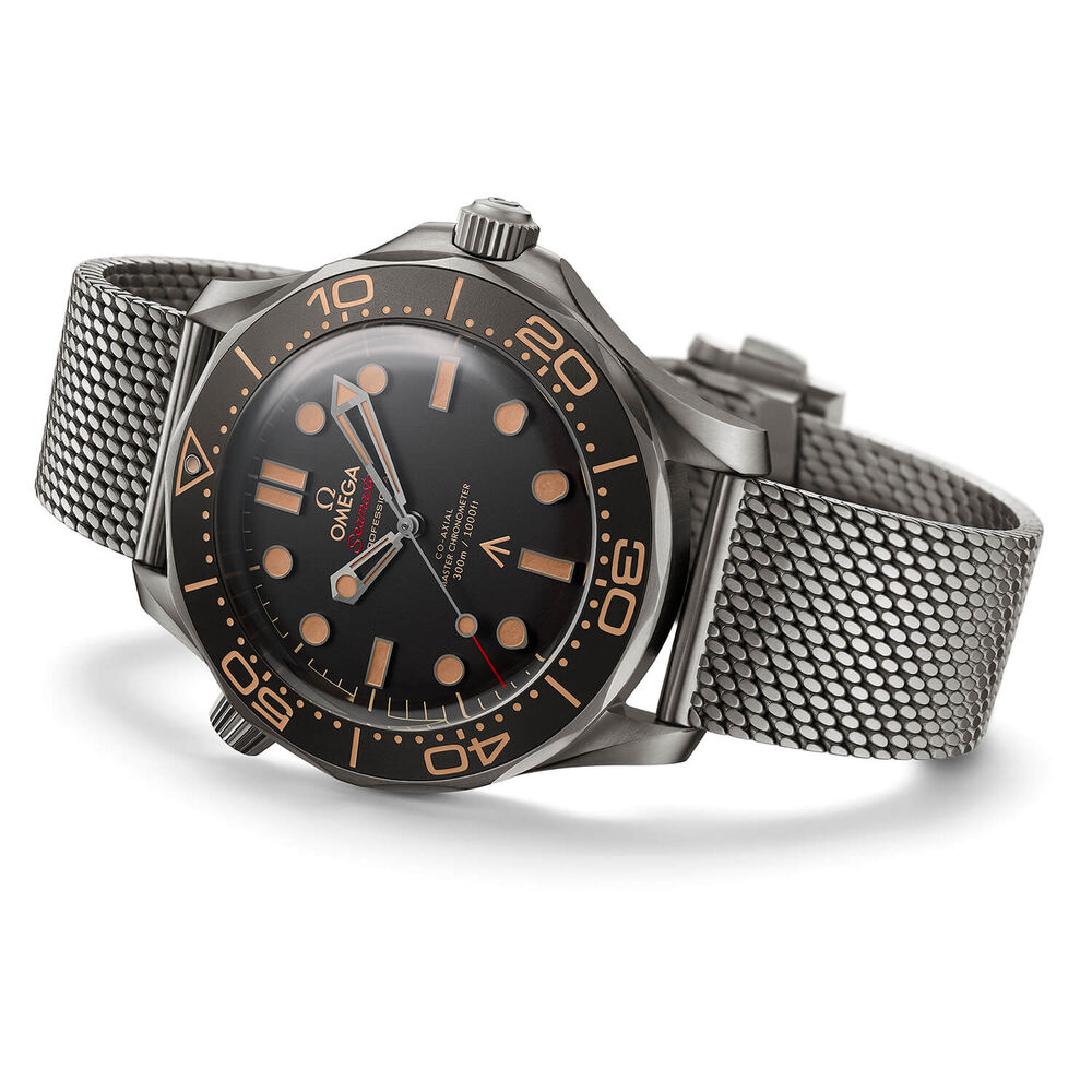 OMEGA Seamaster Bond Brown Dial Titanium Case/Bracelet Watch