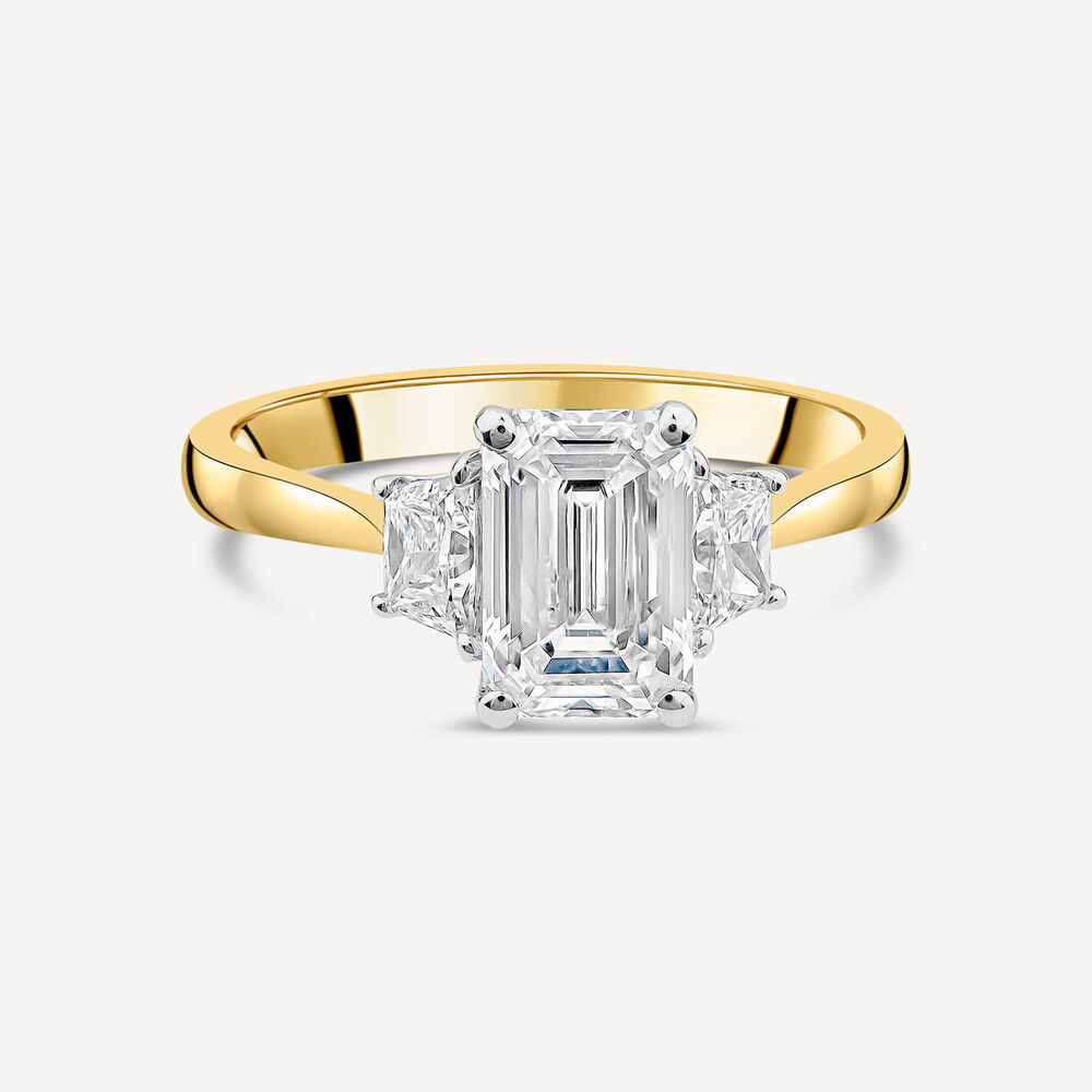 Born 18ct Yellow Gold 1.86ct Lab Grown Emerald Centre & Trapezoid Shaped Sides Diamond Ring image number 2