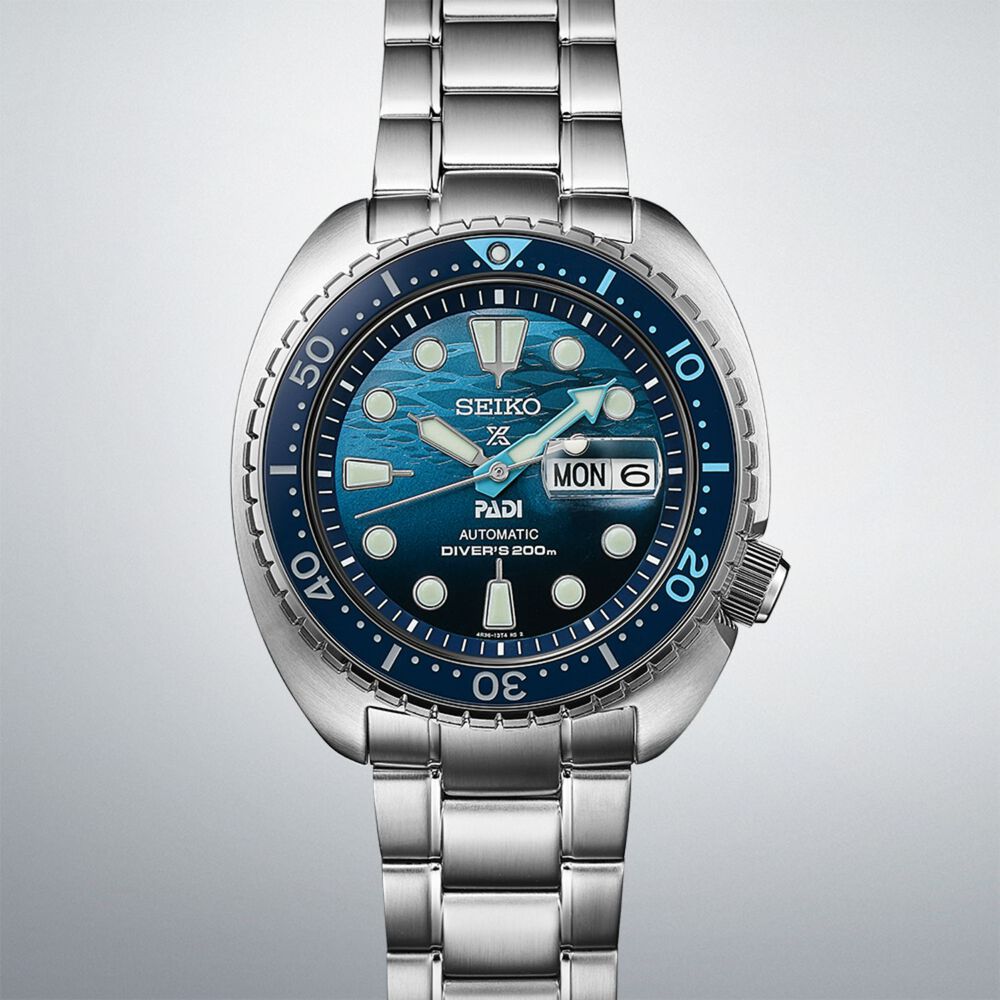 Seiko Prospex Great Blue King Turtle Scuba PADI Special Edition Watch image number 2